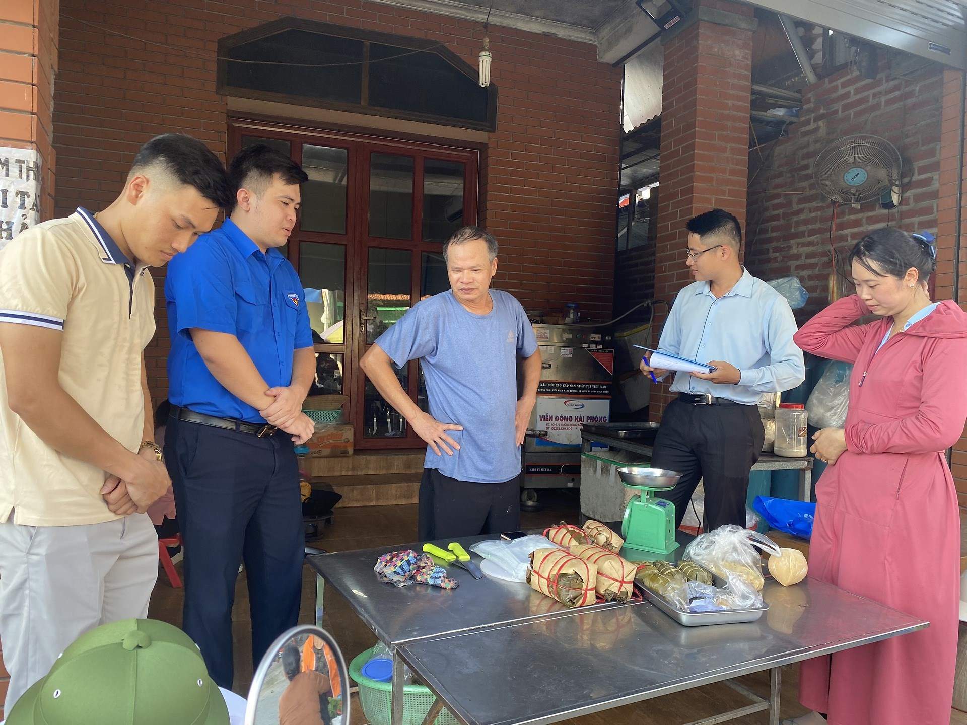 Mô hình: Chợ dân sinh ứng dụng công nghệ số