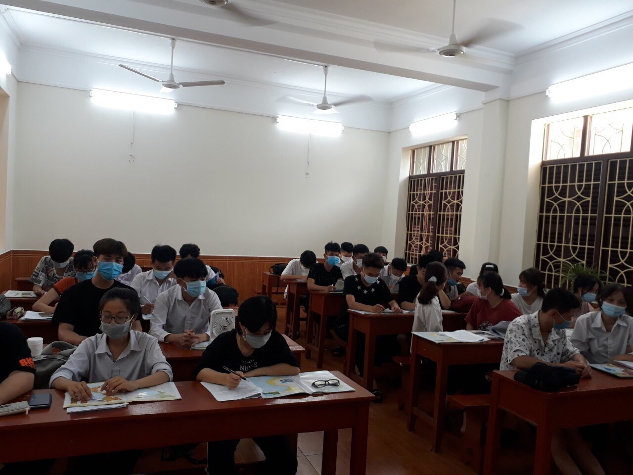 Tư vấn hướng nghiệp năm học 2021-2022