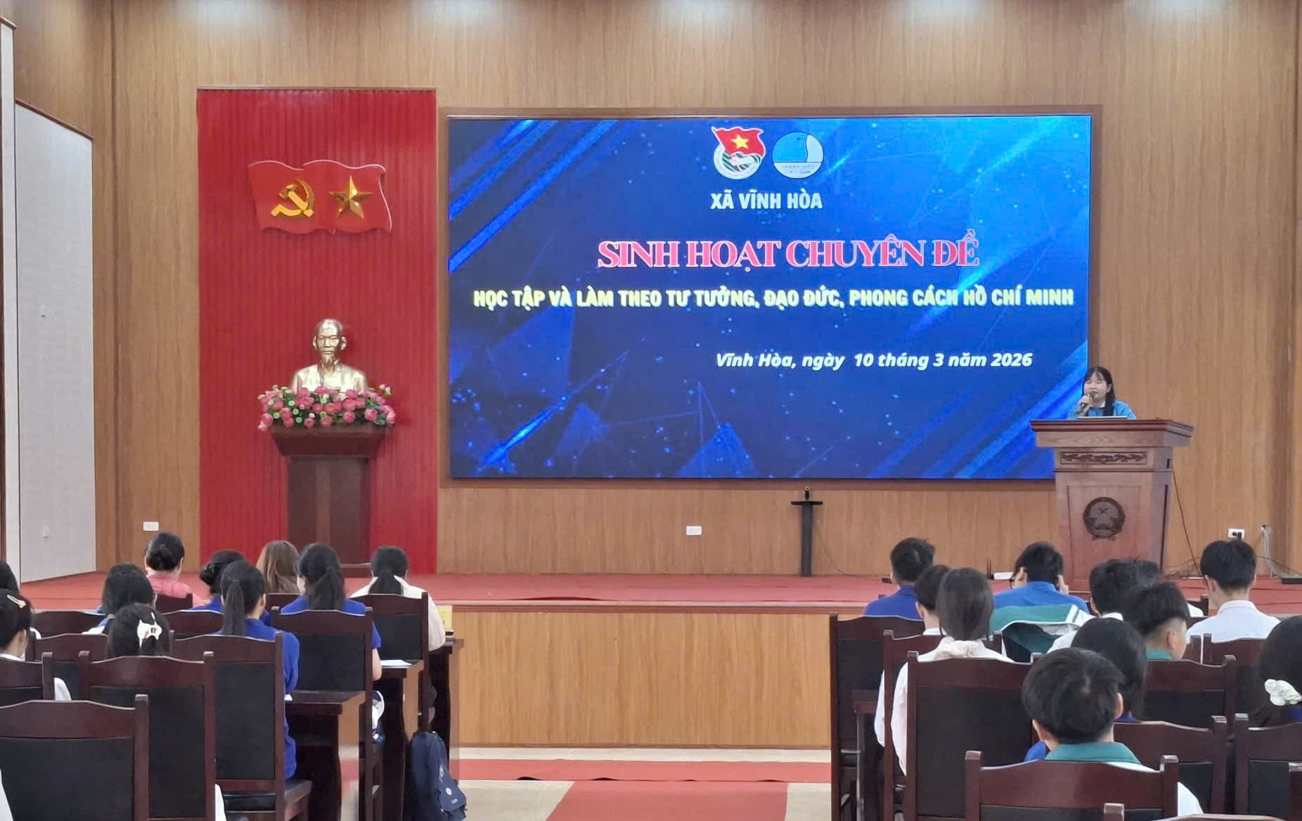 Sinh hoạt chuyên đề "Học tập và làm theo tấm gương đạo đức phong cách Hồ Chí Minh"