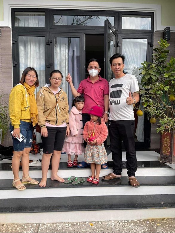 Thấy khách du xuân vạ vật, người Đà Lạt mở cửa đón khách vào ở miễn phí