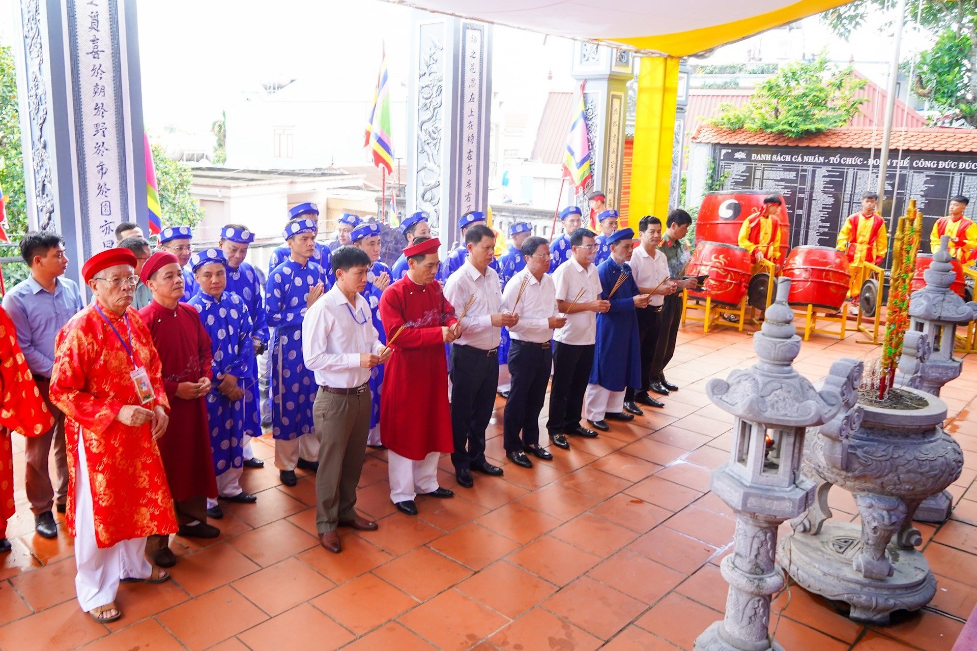 Đền Nghè, phường Vạn Hương, quận Đồ Sơn