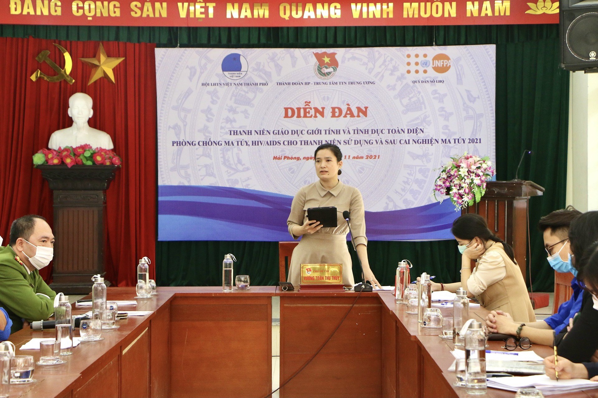 Diễn đàn thanh niên giáo dục giới tính và tình dục toàn diện phòng chống ma túy, HIV/AIDS cho thanh niên sử dụng và sau cai nghiện ma túy 2021 và triển lãm ảnh chủ đề “Vươn lên từ vực thẳm”