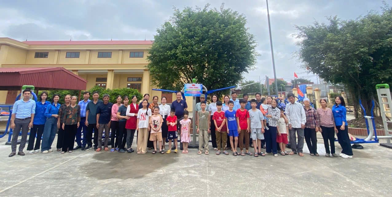 Khánh thành khu vui chơi thôn Hà Hương, xã Vĩnh Hòa