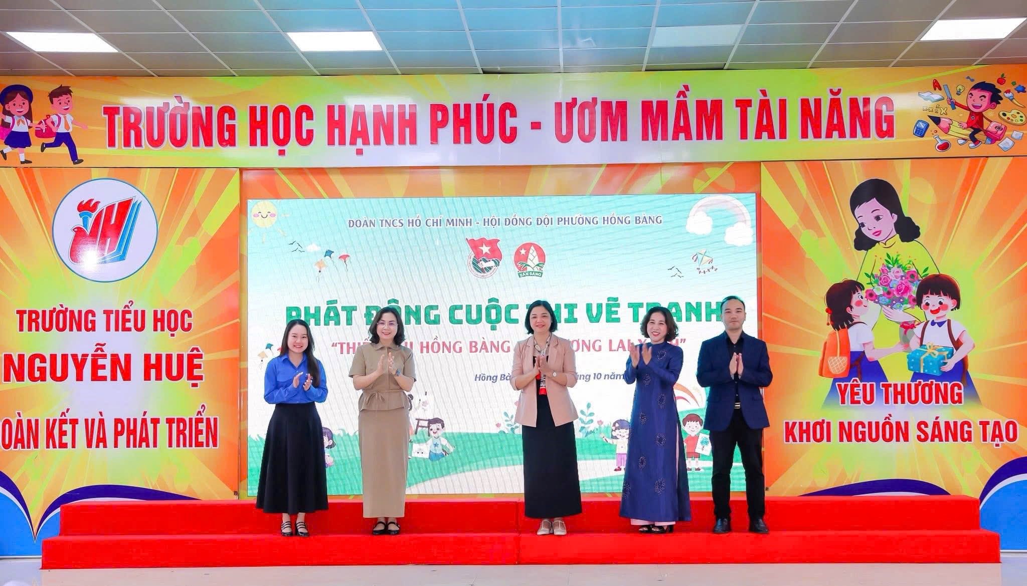 Tổ chức các hoạt động tham gia xây dựng đô thị văn minh