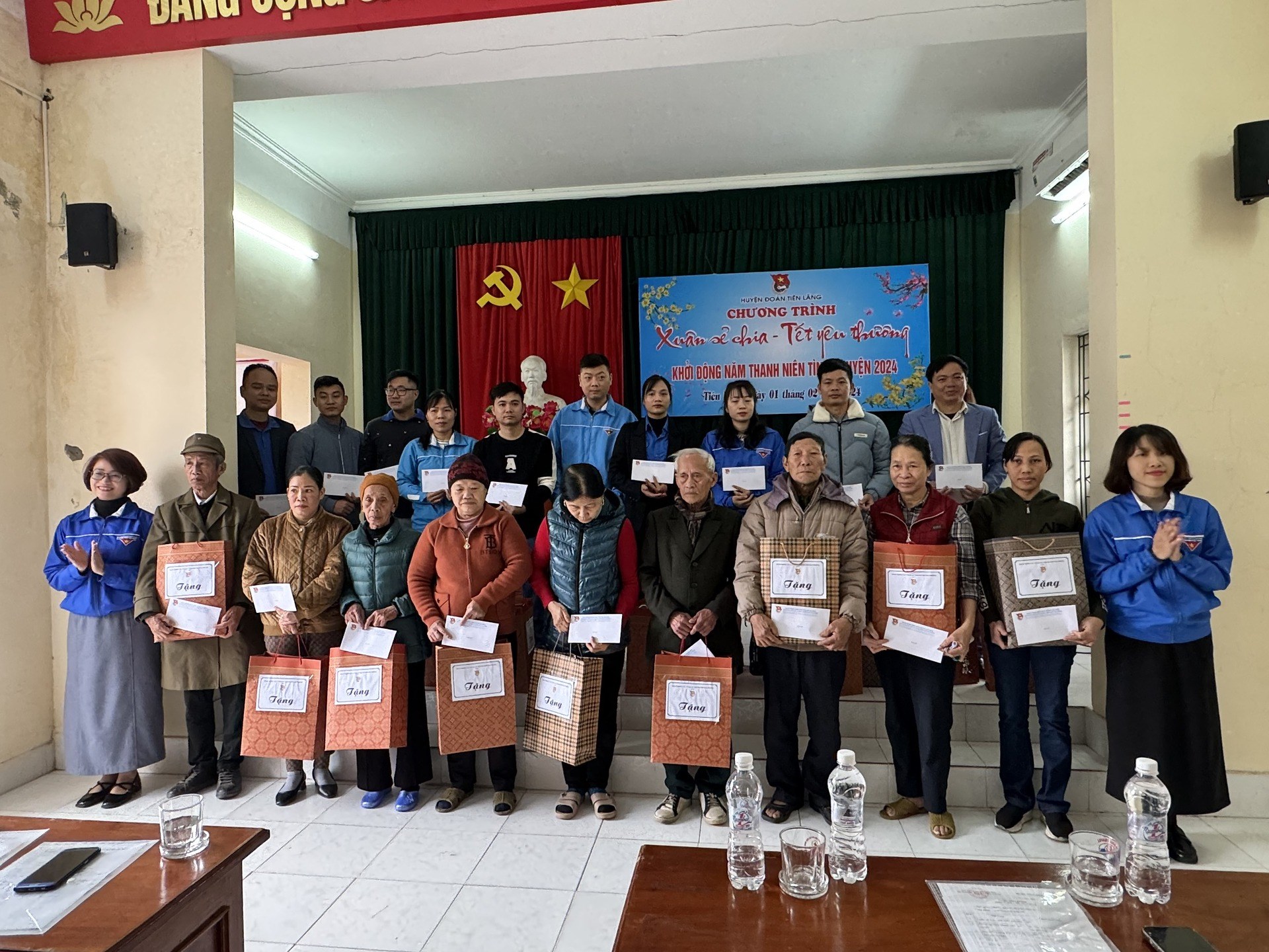 QUÝ I NĂM 2024-VẬN ĐỘNG NGUỒN LỰC GẦN 800 TRIỆU ĐỒNG TRIỂN KHAI CÁC HOẠT ĐỘNG TÌNH NGUYỆN VÌ CỘNG ĐỒNG