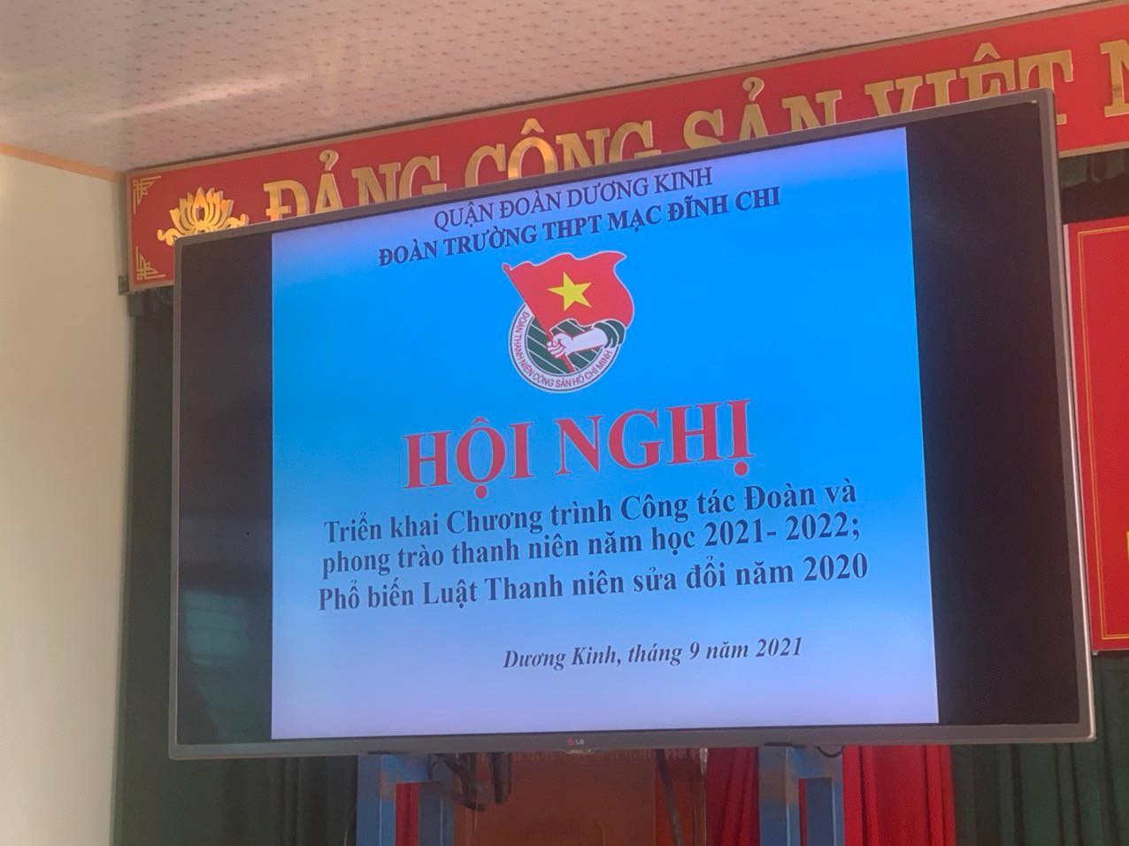 Hội nghị triển khai Chương trình Công tác Đoàn và phong trào thanh niên năm học 2021 – 2022; Phổ biến Luật Thanh niên sửa đổi năm 2020.