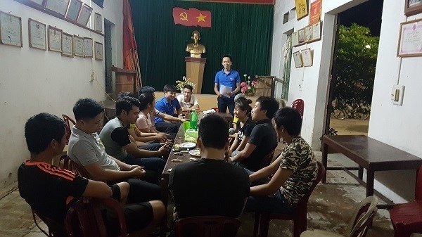 Tham dự sinh hoạt chi đoàn trên địa bàn dân cư