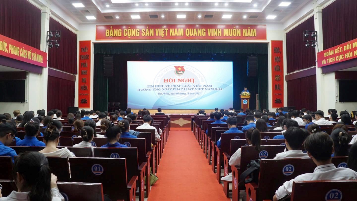 Đoàn TNCS Hồ Chí Minh trường Đại học Y Dược Hải Phòng tổ chức Hội nghị tìm hiểu pháp luật hưởng ứng Ngày Pháp luật Việt Nam 09/11