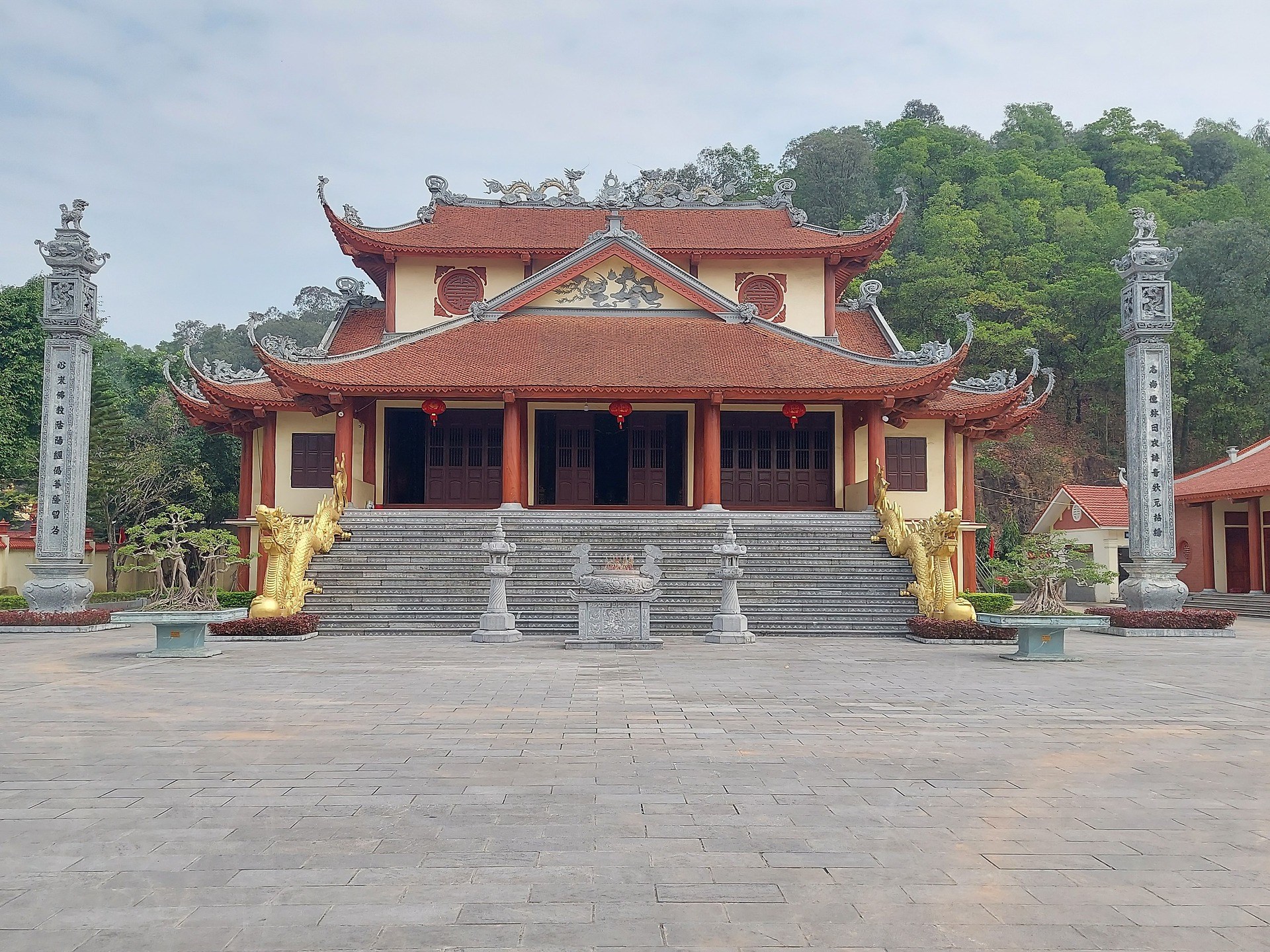 QUẦN THỂ DI TÍCH LỊCH SỬ VĂN HÓA ĐỀN THỜ TRẠNG NGUYÊN LÊ ÍCH MỘC, HUYỆN THỦY NGUYÊN