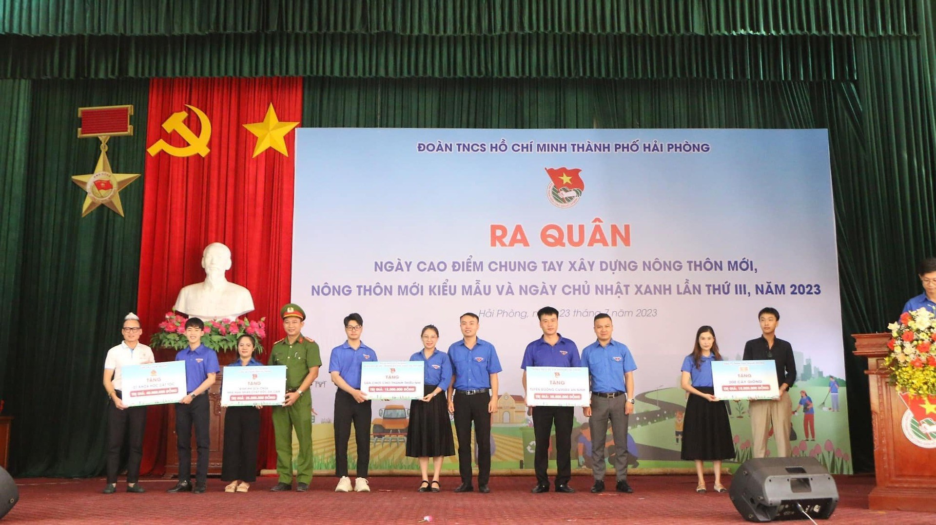 Đoàn Thanh niên Công an TP chung tay xây dựng nông thôn mới