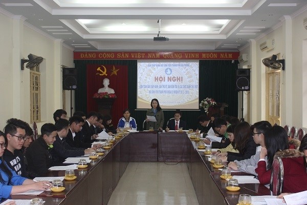 Hội nghị “Kiện toàn Ban Chấp hành, Ban Thư ký, Ban Kiểm tra và các chức danh chủ chốt Hội Sinh viên thành phố khóa IV, nhiệm kỳ 2013 - 2018”