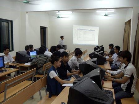 Nâng cao chất lượng đội ngũ giảng viên trẻ trường Cao đẳng nghề