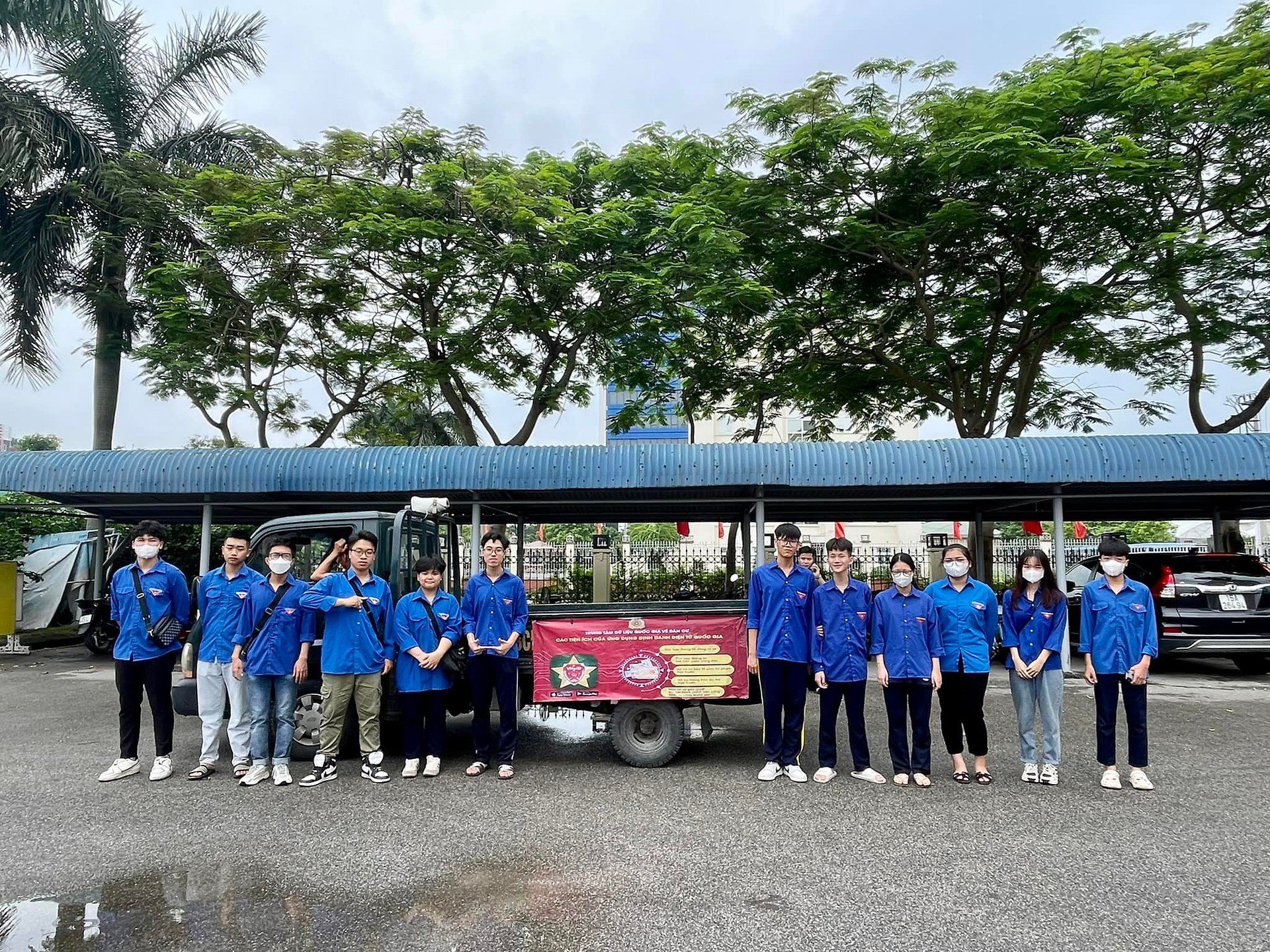 Đoàn thanh niên quận Hải An những ngày cao điểm triển khai đề án 06/CP và ứng dụng VNeID.