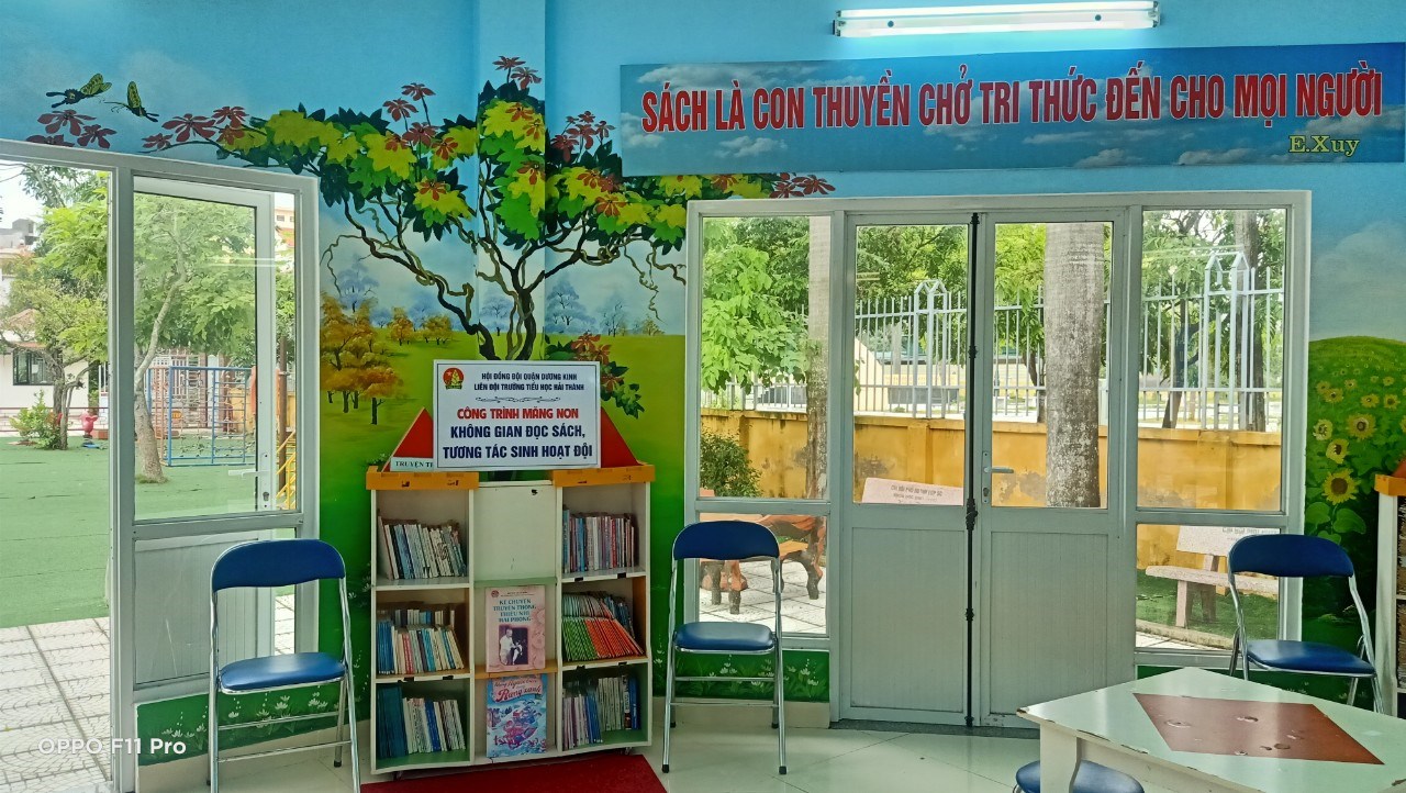 mô hình công trình măng non "Không gian đọc sách, tương tác sinh hoạt Đội" cho thiếu nhi năm học 2021-2022