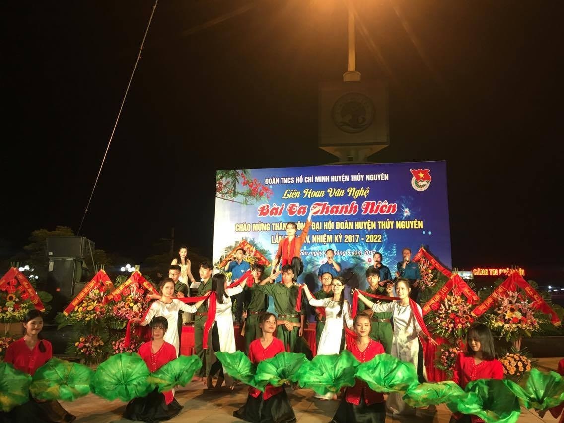 Huyện đoàn Thủy Nguyên tổ chức Liên hoan Văn nghệ " Bài ca thanh niên"