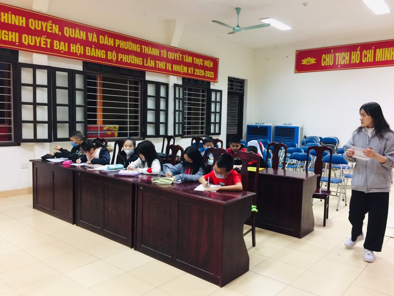 Hội Sinh viên thành phố triển khai đội hình tình nguyện dạy tiếng Anh cho thiếu nhi có hoàn cảnh khó khăn trên địa bàn thành phố