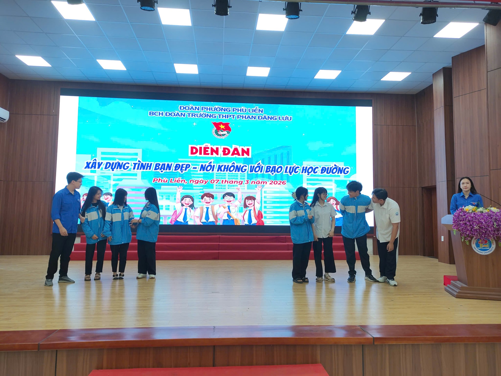 Diễn đàn "Xây dựng tình bạn đẹp, nói không với bạo lực học đường"