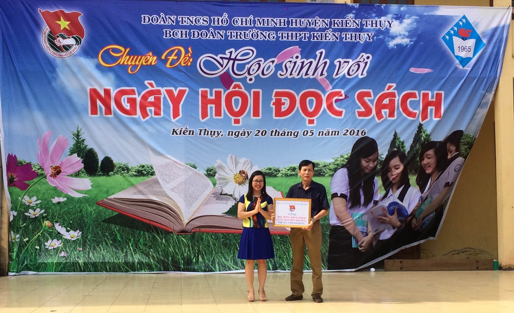 Chuyên đề “Học sinh với ngày hội sách”