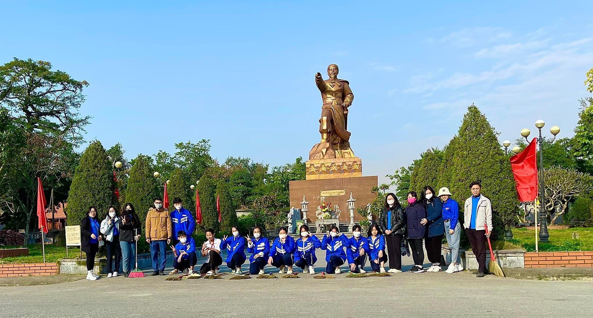 Quận đoàn Hải An: Hoạt động 60 năm phong trào nghìn việc tốt với chủ đề "Thiếu nhi Hải Phòng-Tiếp bước cha anh-Làm nghìn việc tốt"