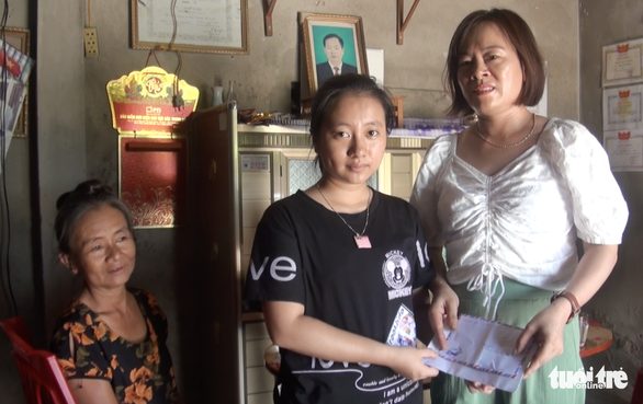 Bé Chi và nỗi khát khao đến trường đã được đỡ đầu suốt 5 năm đại học