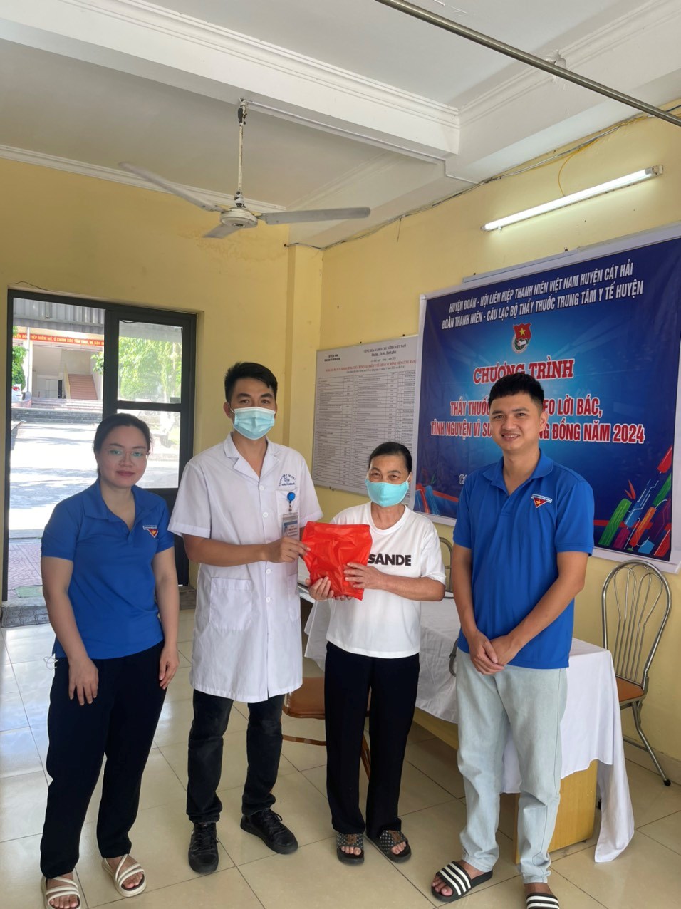 NGÀY HỘI THẦY THUỐC TRẺ LÀM THEO LỜI BÁC, TÌNH NGUYỆN VÌ SỨC KHỎE CỘNG ĐỒNG NĂM 2024 – THẦY THUỐC TRẺ TÌNH NGUYỆN VÌ MỘT VIỆT NAM KHỎE MẠNH HƠN