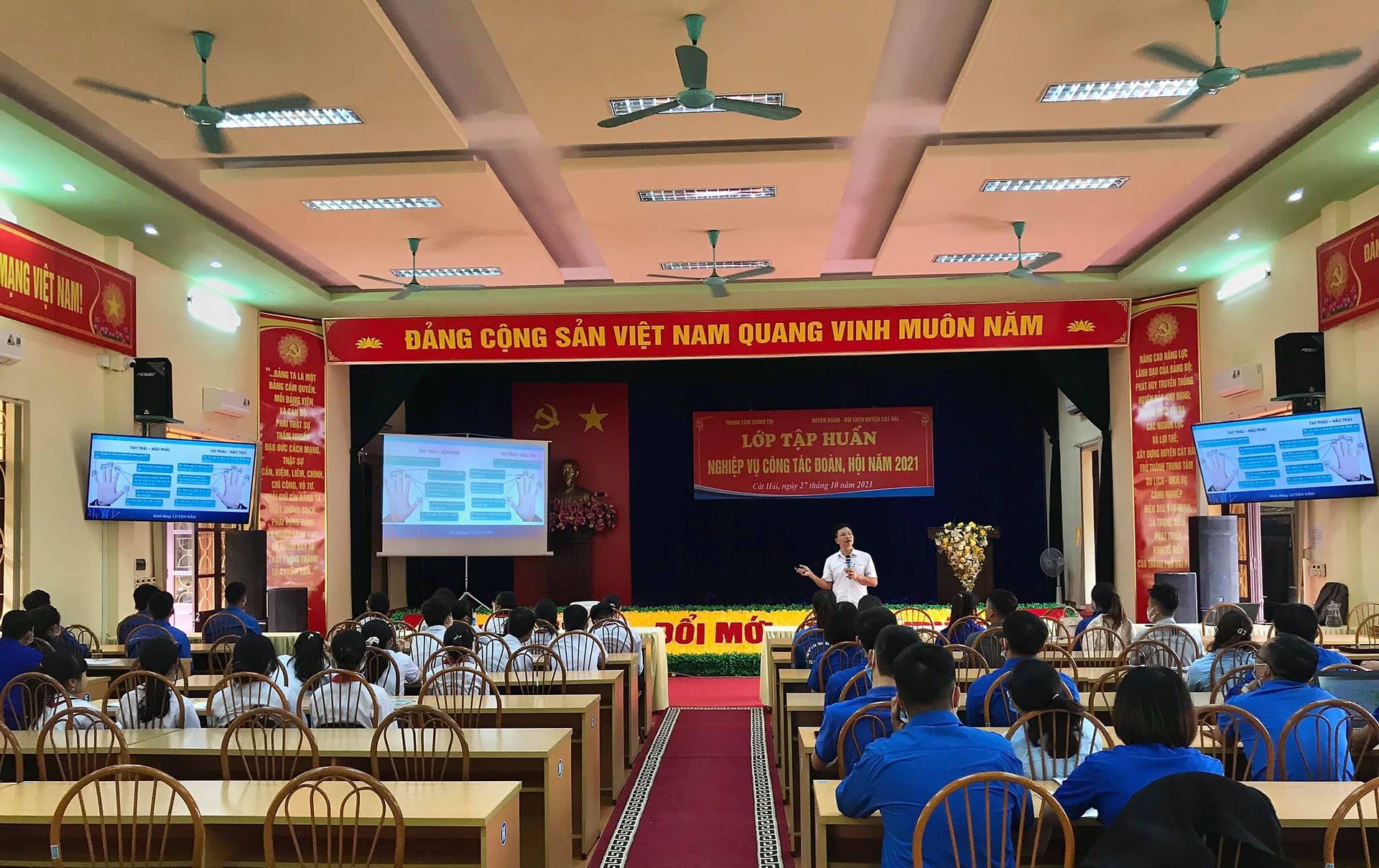 TẬP HUẤN NGHIỆP VỤ CÔNG TÁC ĐOÀN, HỘI, ĐỘI VÀ PHONG TRÀO THANH THIẾU NHI NĂM 2021