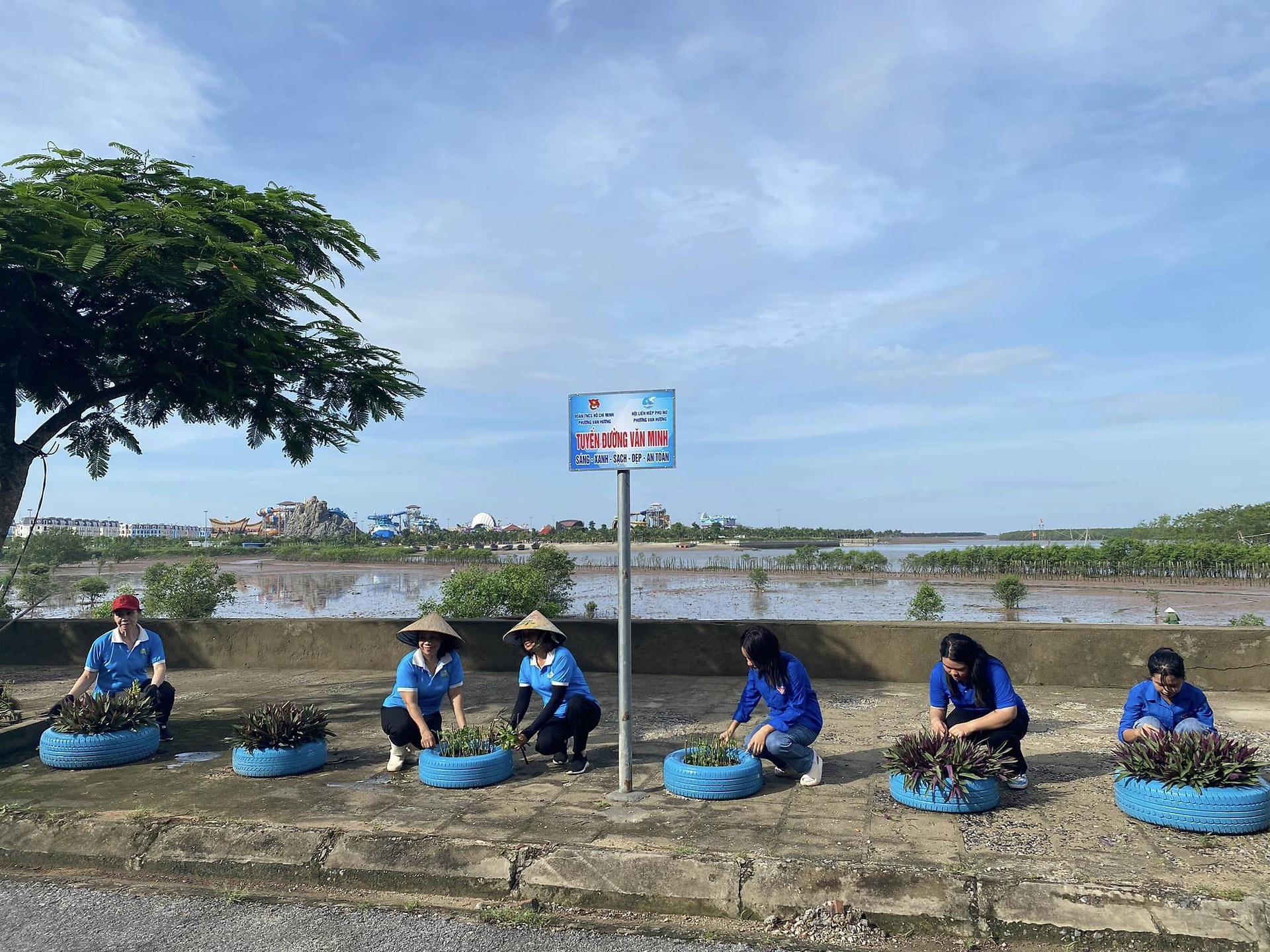 Quận Đồ Sơn: Quận đoàn - Hội LHTN Việt Nam quận chỉ đạo 100% Đoàn phường duy trì và thành lập mới tuyến đường văn minh "Sáng - xanh - sạch - đẹp - an toàn"