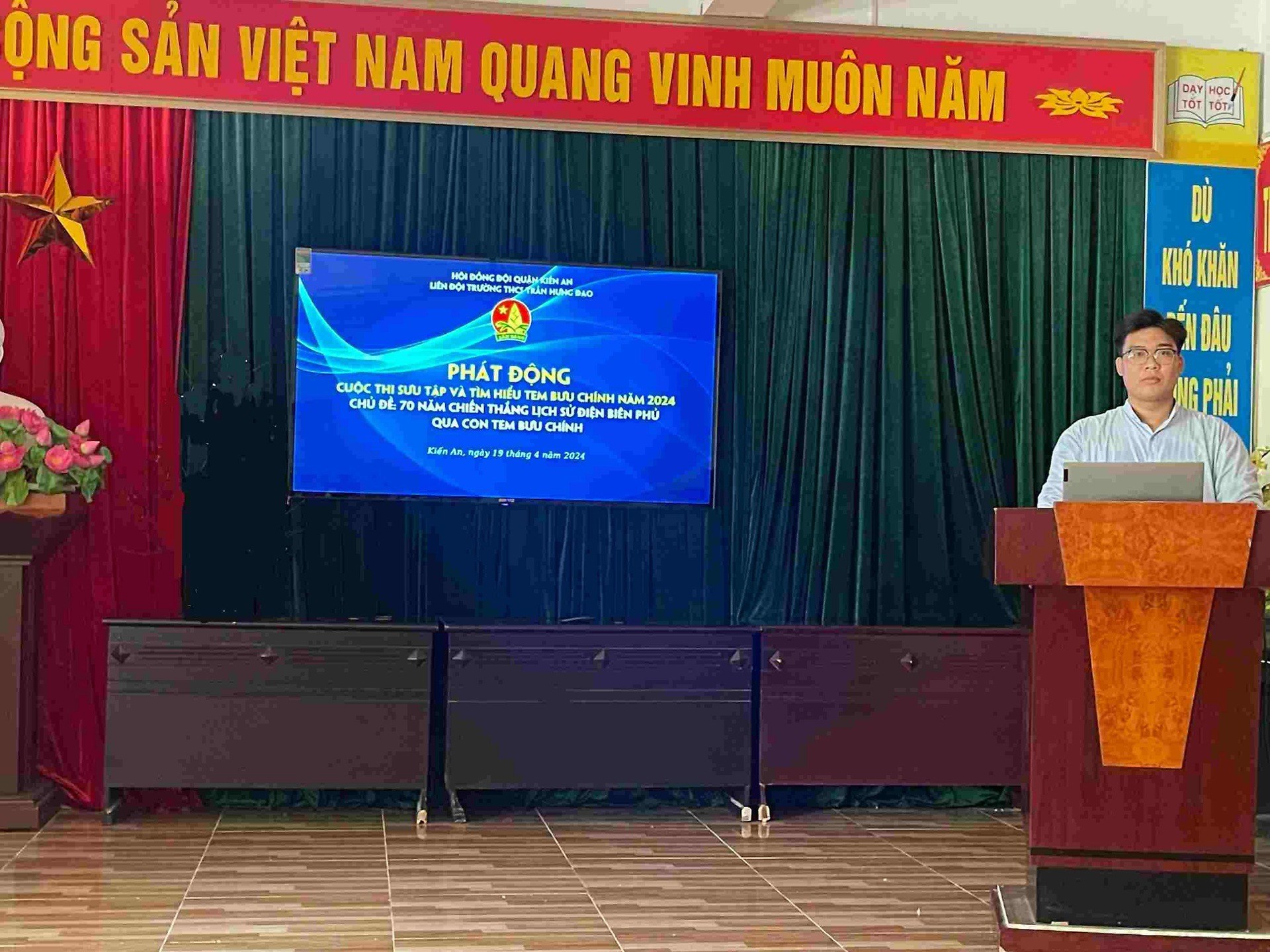 THCS Trần Hưng Đạo phát động cuộc thi sưu tầm tem bưu chính