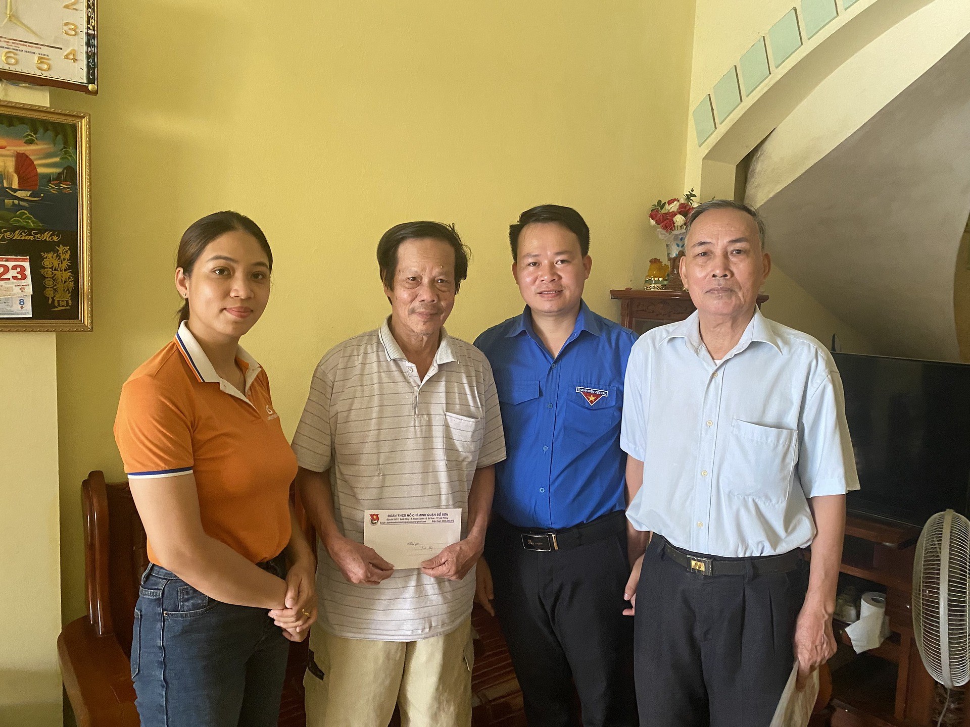 Quận đoàn Đồ Sơn thăm tặng quà cho cựu TNXP, nạn nhân chất độc màu da cam nhân kỷ niệm 76 năm Ngày Thương binh liệt sĩ (27/7/1947 - 27/7/2023)