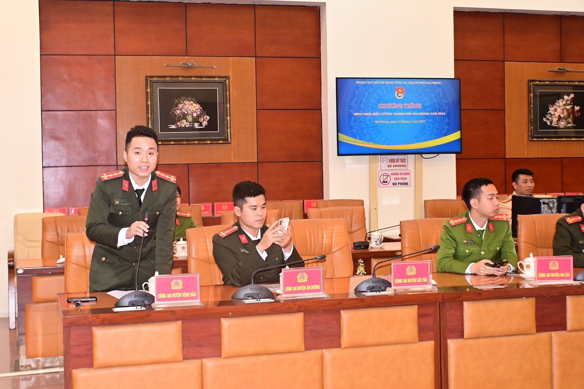 Tuổi trẻ CATP tích cực tham gia bình chọn biểu tượng Thành phố Hải Phòng