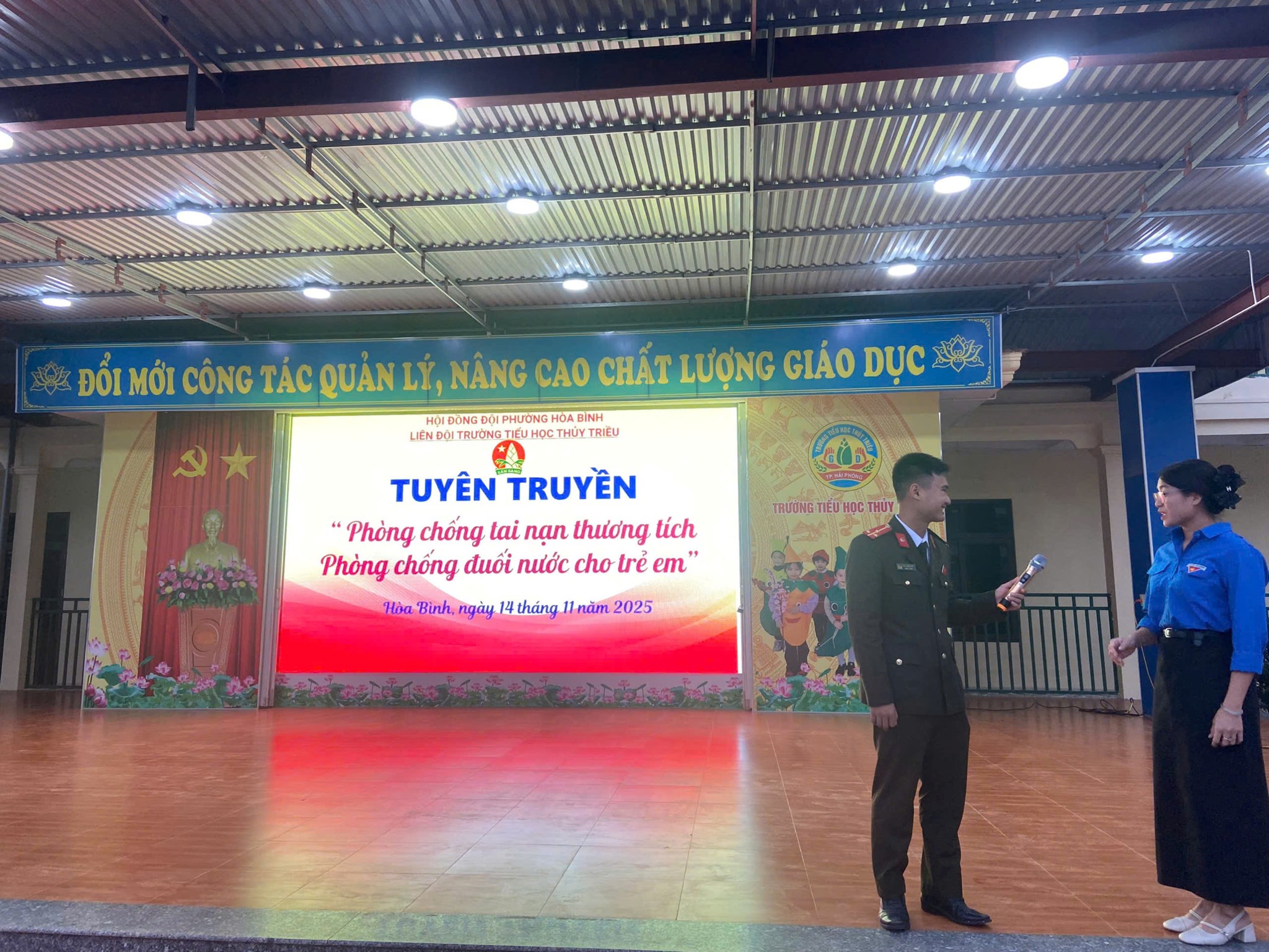 Hội đồng đội phường Hòa Bình tổ chức tuyên truyền phòng chống đuối nước cho trẻ em trường tiểu học Thủy Triều
