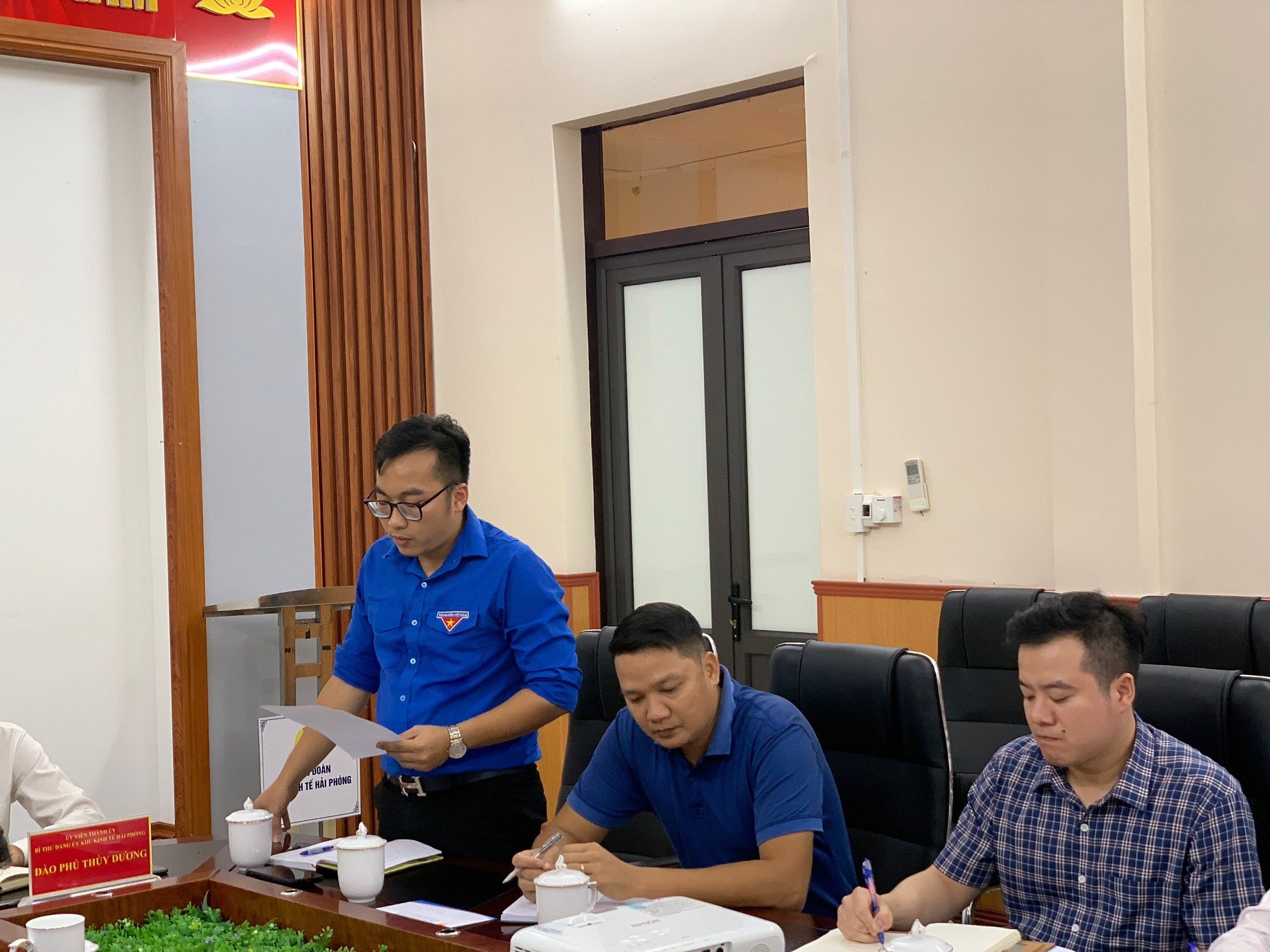 Đoàn TNCS Hồ Chí Minh Khu Kinh tế Hải Phòng tổ chức Hội nghị sinh hoat Câu lạc bộ lý luận trẻ Ban quản lý khu kinh tế Hải Phòng