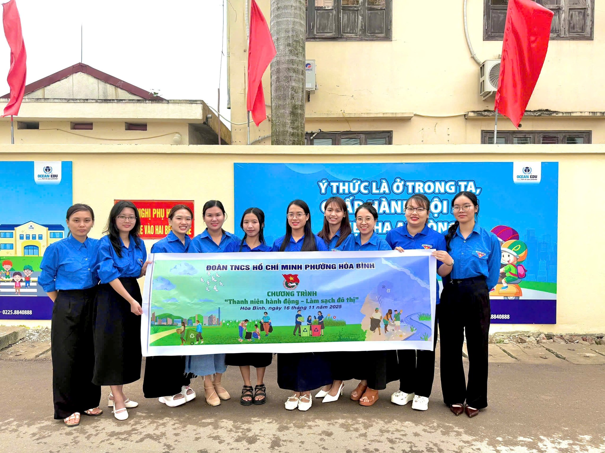 Đoàn Thanh niên phường Hòa Bình Ra quân hưởng ứng Chiến dịch “Thanh niên hành động – Làm sạch đô thị”