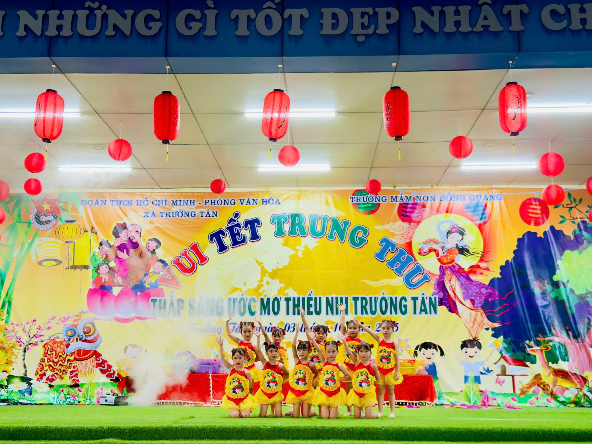 TRƯỜNG TÂN TỔ CHỨC THÀNH CÔNG CHƯƠNG TRÌNH “VUI TẾT TRUNG THU – THẮP SÁNG ƯỚC MƠ THIẾU NHI TRƯỜNG TÂN” NĂM 2025