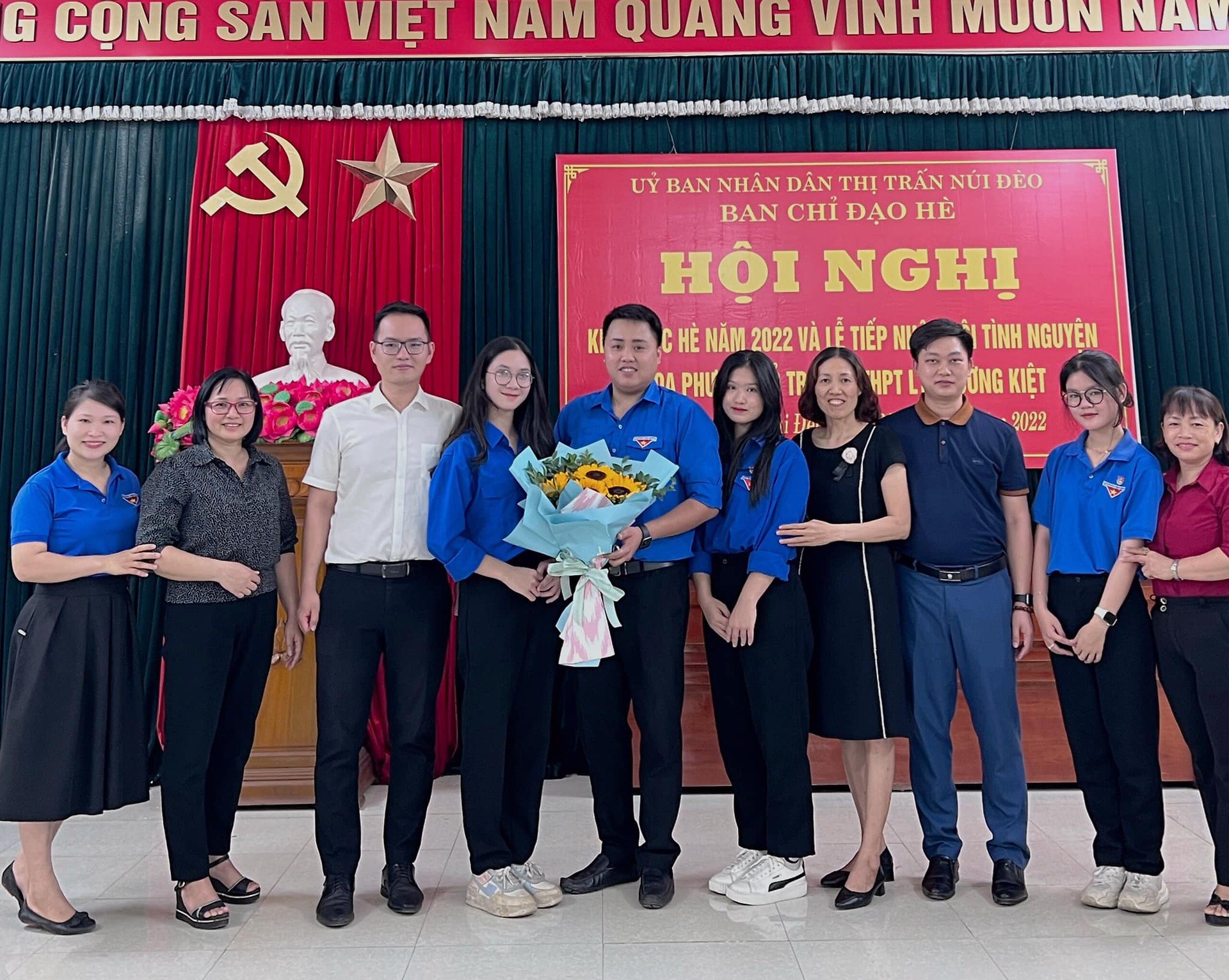 Ban chỉ đạo hè thị trấn Núi Đèo tổ chức Hội nghị triển khai kế hoạch hè và tiếp nhận Đội TNTN Hoa Phượng đỏ trường THPT Lý Thường Kiệt.