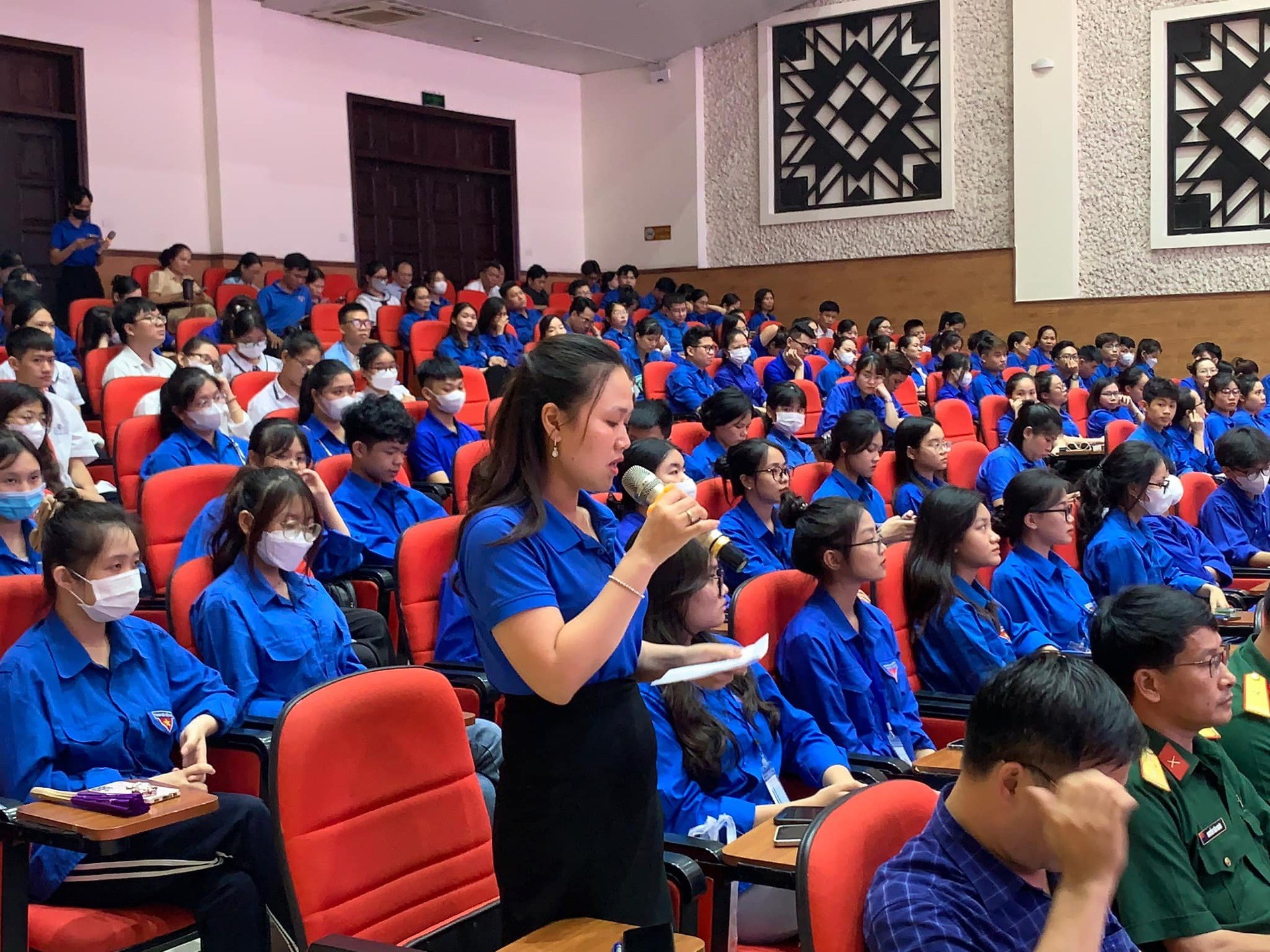 QUẬN HẢI AN TỔ CHỨC ĐỐI THOẠI GIỮA CHỦ TỊCH UBND QUẬN VỚI THANH NIÊN QUẬN HẢI AN NĂM 2023