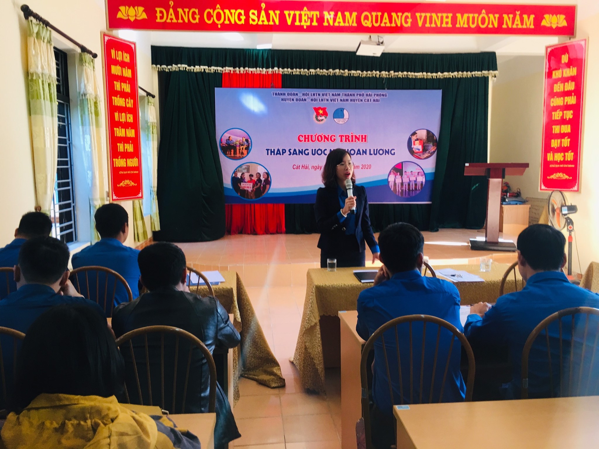 Chương trình "Thắp sáng ước mơ hoàn lương 2020" - Tổng kết hoạt động câu lạc bộ Thắp sáng niềm tin
