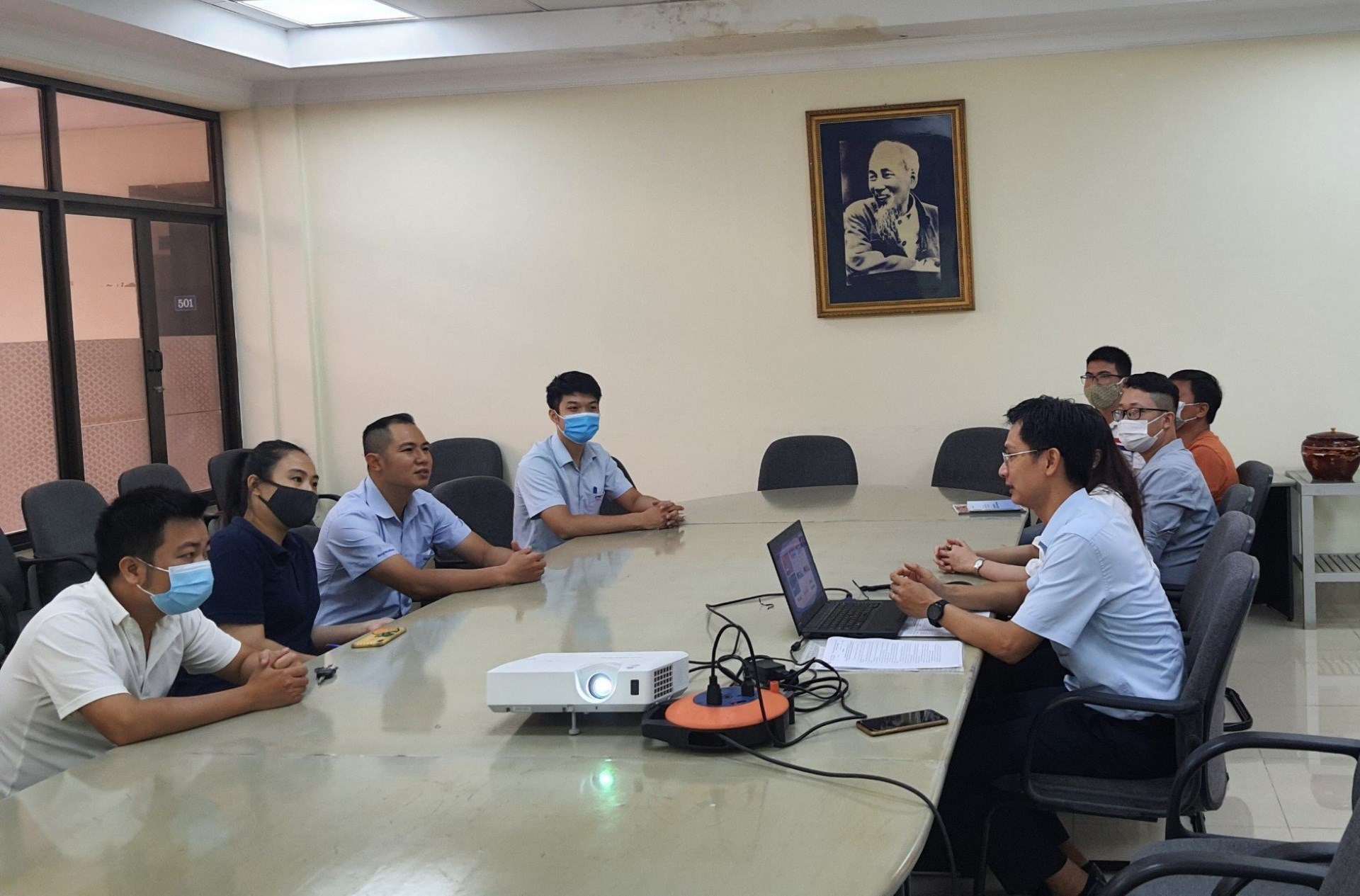 Triển khai Hướng dẫn thực hiện mô hình “Chi đoàn mạnh”