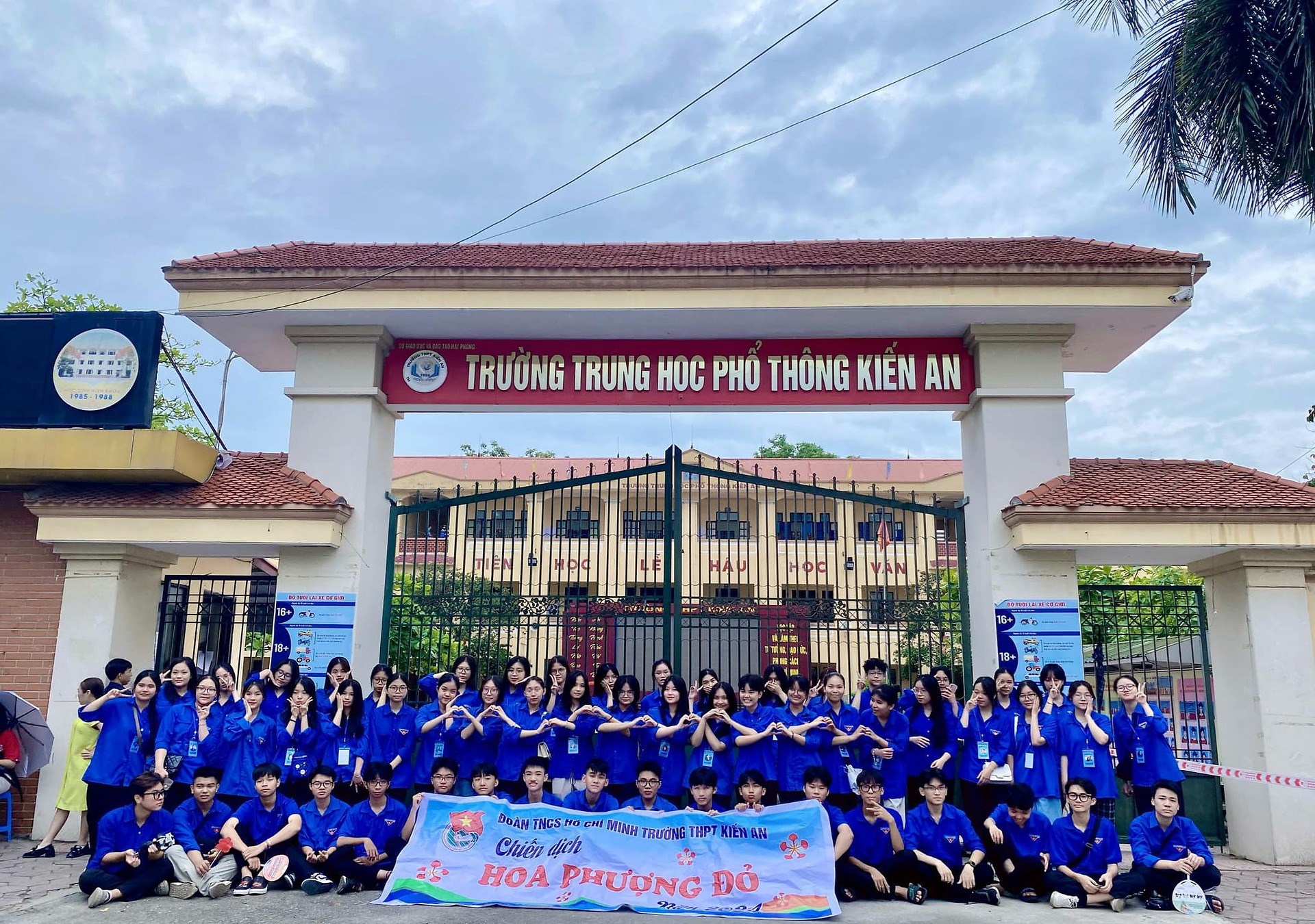 Quận Kiến An: THPT Kiến An với Chiến dịch "Hoa phượng đỏ" và những hoạt động ý nghĩa