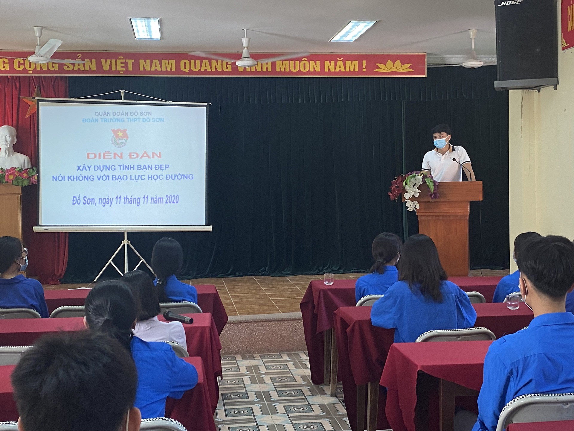 Đoàn trường THPT Đồ Sơn tổ chức Diễn đàn Xây dựng tình bạn đẹp - Nói không với bạo lực học đường