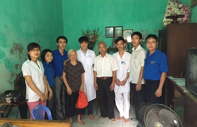 Tuổi trẻ Quận Ngô Quyền xung kích tình nguyện vì cuộc sống cộng đồng
