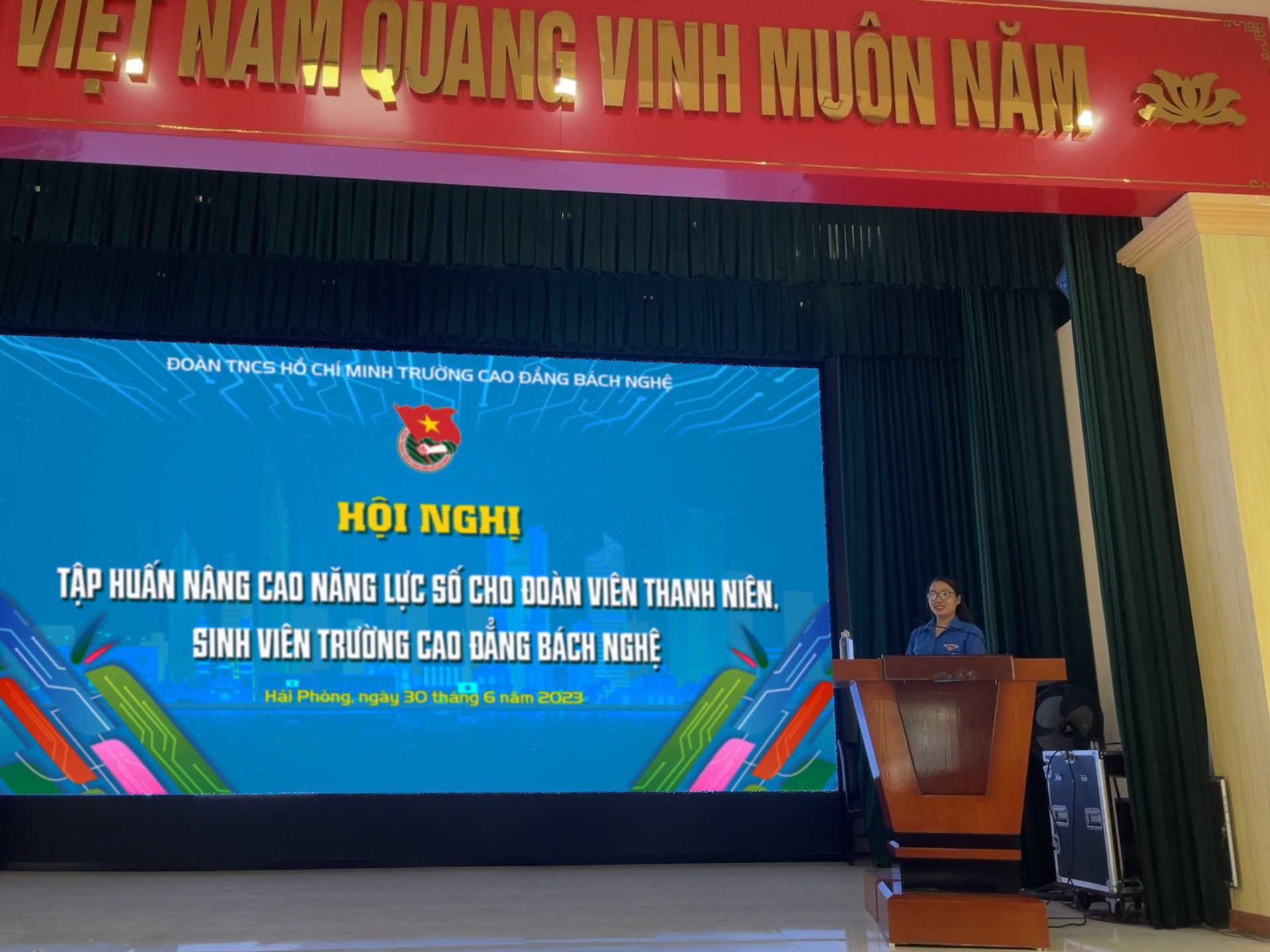 HỘI NGHỊ TẬP HUẤN NÂNG CAO NĂNG LỰC SỐ CHO ĐOÀN VIÊN, THANH NIÊN