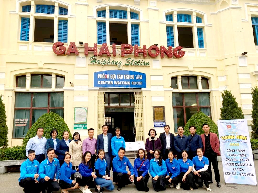 Chương trình ra mắt mô hình "tuyến đường 4.0” và "Công trình thanh niên chuyển đổi số trong quảng bá các di tích lịch sử văn hóa"