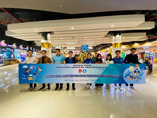 Đoàn Thanh niên – Hội Sinh viên Trường Đại học Quản lý và Công nghệ Hải Phòng và Trường Cao đẳng Cộng đồng Hải Phòng phối hợp tổ chức Chương trình Tham quan, học tập mô hình thanh niên khởi nghiệp.