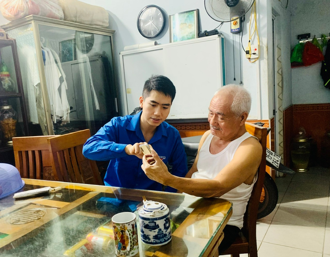 Ứng dụng công nghệ trong chăm sóc sức khỏe cho người cao tuổi trên địa bàn thành phố Hải Phòng phù hợp với yêu cầu chuyển đổi số