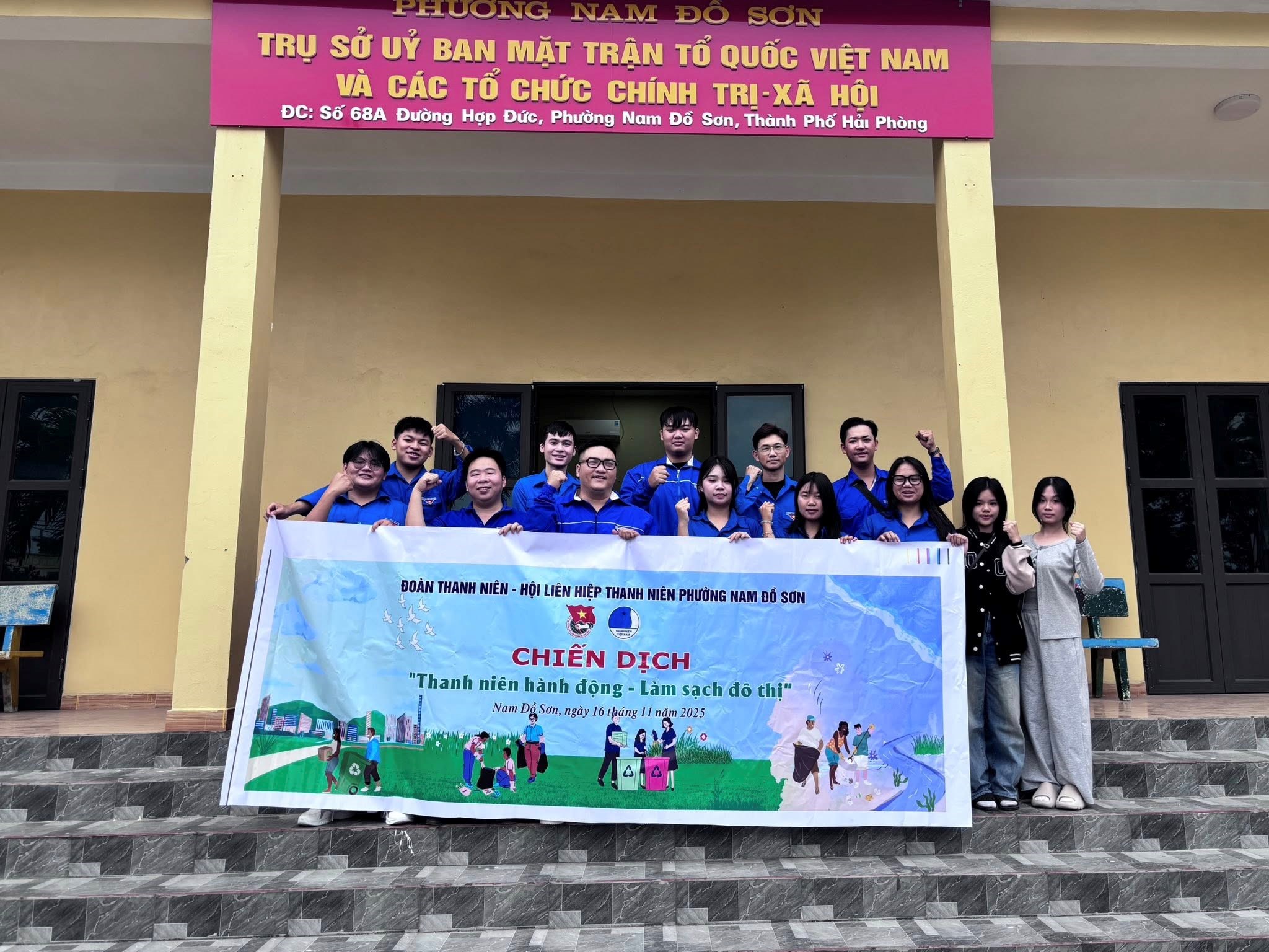 Đoàn Thanh niên - Hội Liên hiệp Thanh niên Phường Nam Đồ Sơn: Ra quân Hưởng ứng Chiến dịch "Thanh niên hành động - Làm sạch đô thị"