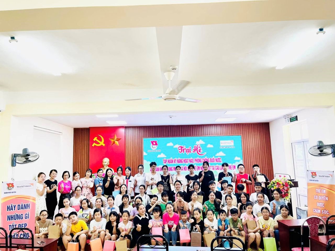TRẠI HÈ TẬP HUẤN KỸ NĂNG HOẠT NÁO PHÒNG CHỐNG ĐUỐI NƯỚC AN TOÀN KHI SỬ DỤNG MẠNG XÃ HỘI CHO TRẺ EM
