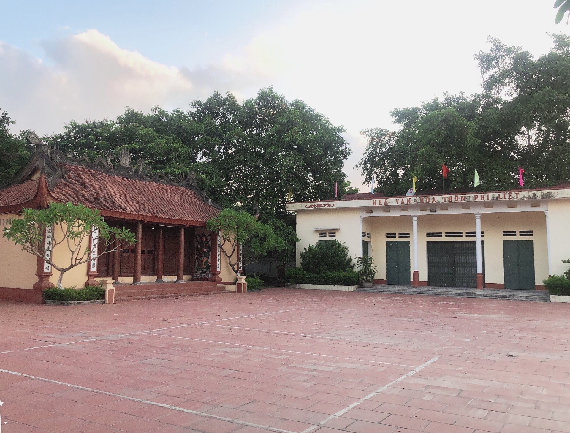 Đình Phi Liệt, xã Lại Xuân, huyện Thủy Nguyên