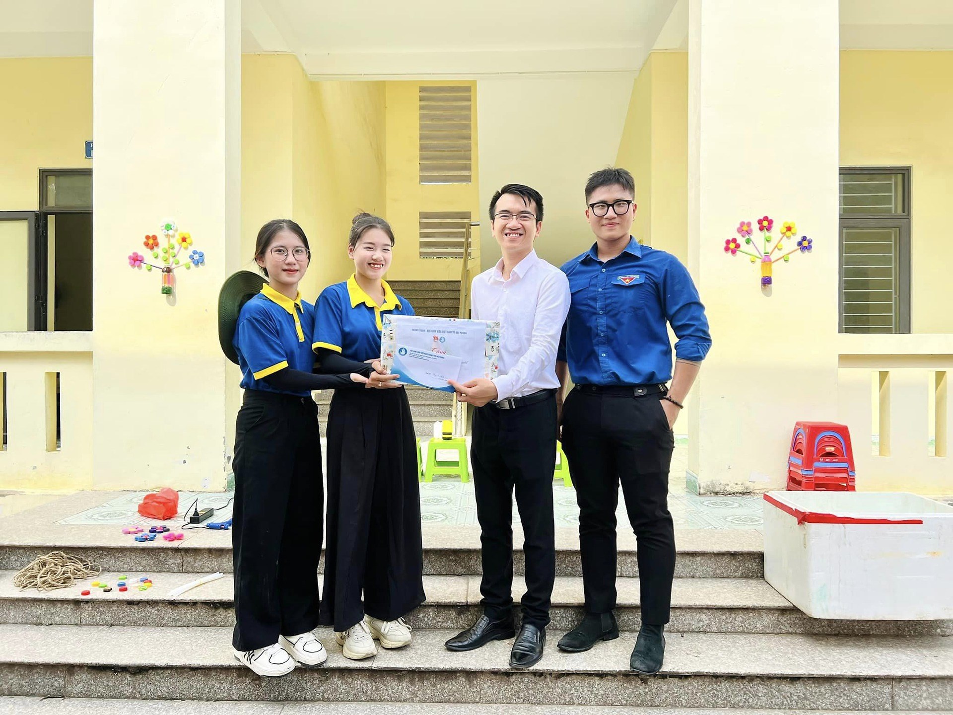 Công trình thanh niên "Nhà vệ sinh cho em" - Mùa hè xanh 2023