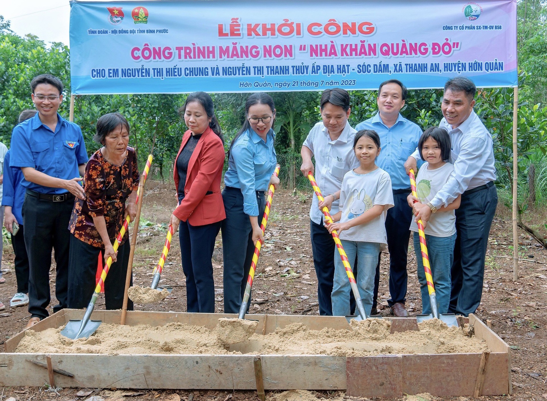 Bình Phước: Khởi công xây dựng "Nhà Khăn quàng đỏ" cho 02 em Đội viên có hoàn cảnh khó khăn